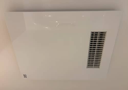 浴室換気暖房乾燥機