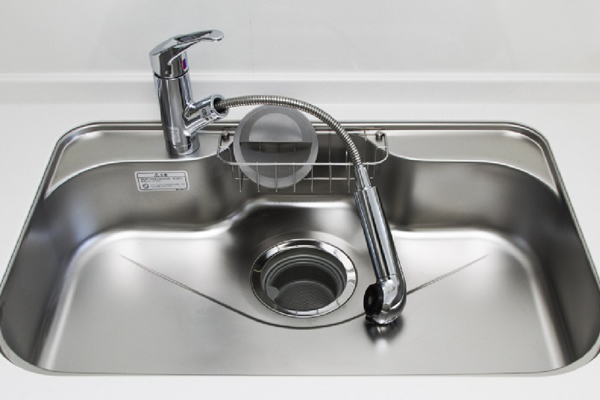 浄水器内蔵型シングルレバー混合水栓